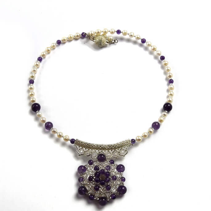 Колие Amethyst Hug